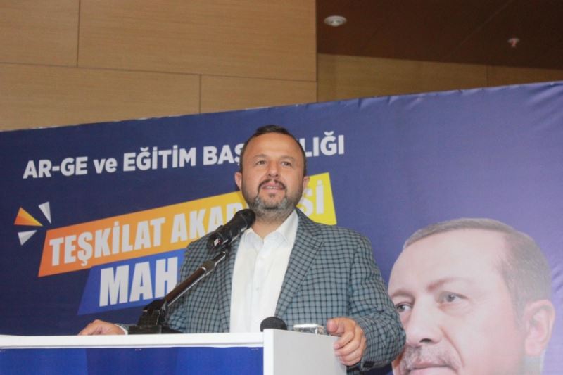 ‘AK PARTİ TEŞKİLAT AKADEMİSİ MAHALLE