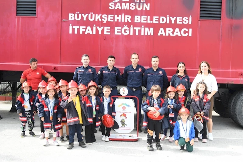 Samsun’un minik itfaiye gönüllüleri