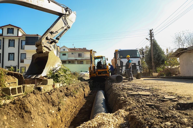 Akyazı Cumhuriyet Mahallesi’ne bin 300 metrelik güçlü altyapı dokunuşu