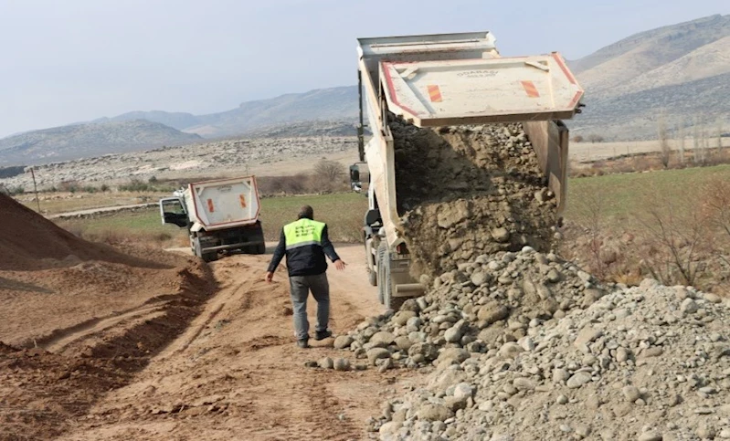 Takoran Vadisi Güzergâhındaki Yollar, Büyükşehir Belediyesi İle Konforlu Hale Geliyor