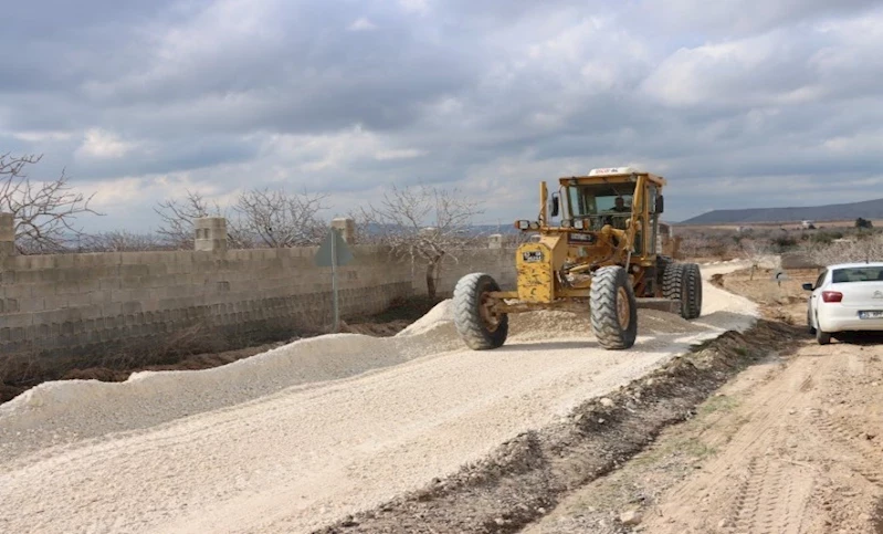 Büyükşehir Belediyesi, Kırsal Alanda Yol Çalışmalarına Hız Verdi